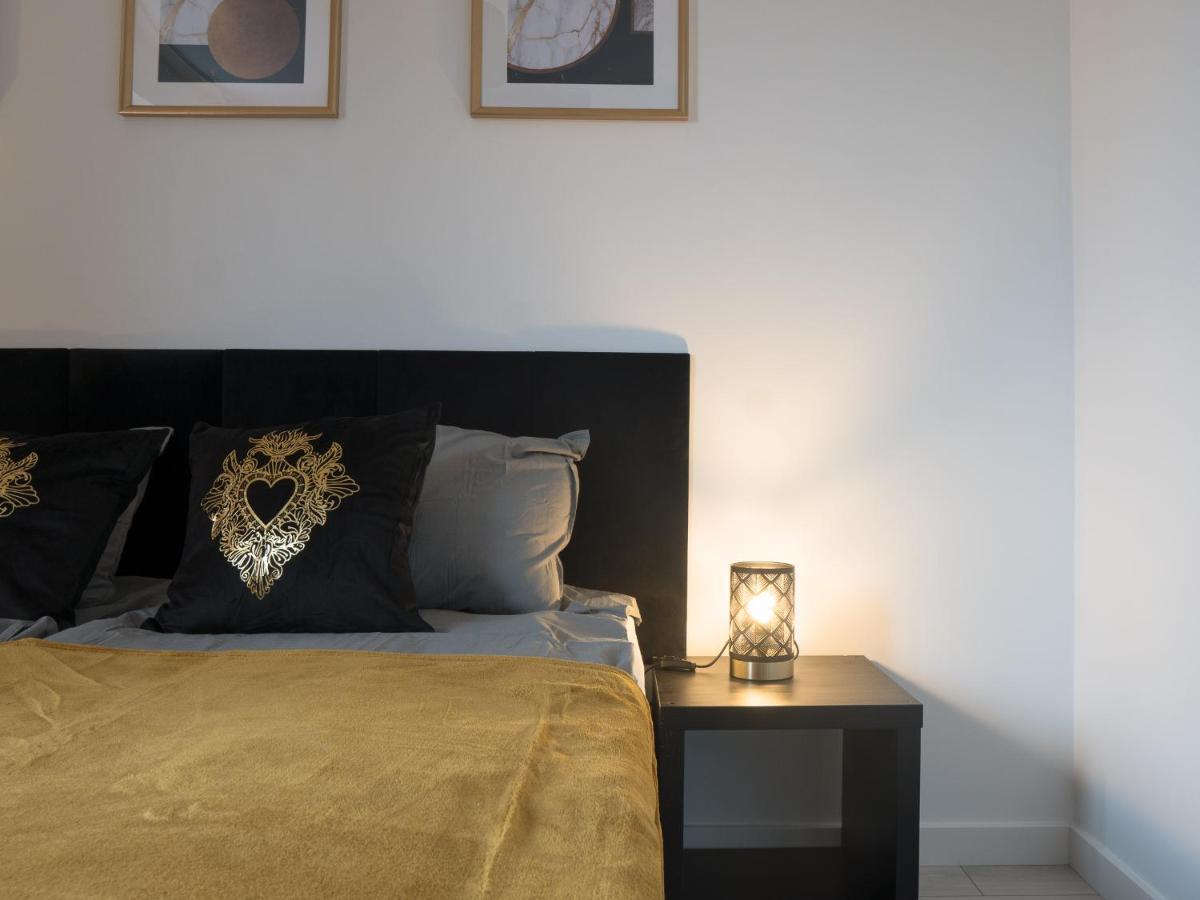Apartament Clever 2 Kamienica Grochow Warsaw Luaran gambar
