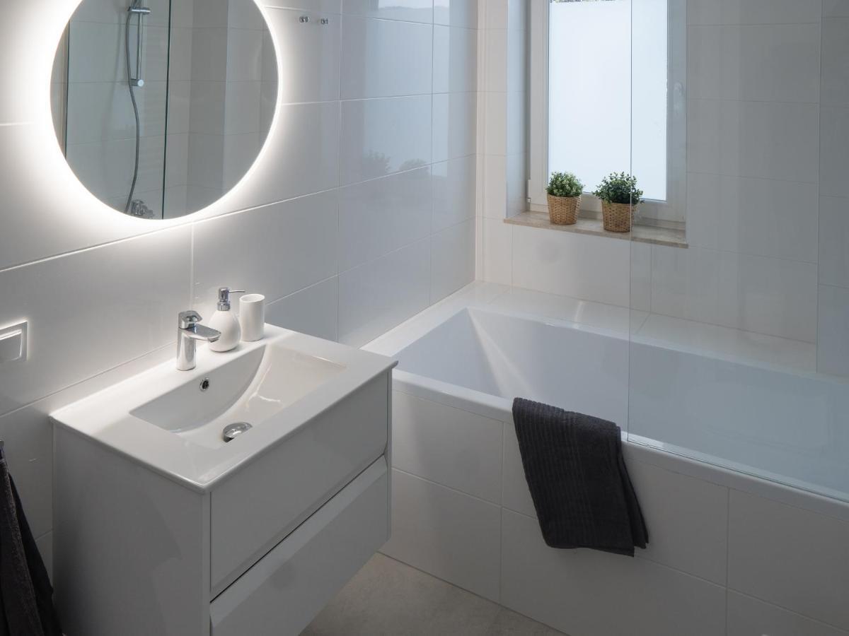 Apartament Clever 2 Kamienica Grochow Warsaw Luaran gambar